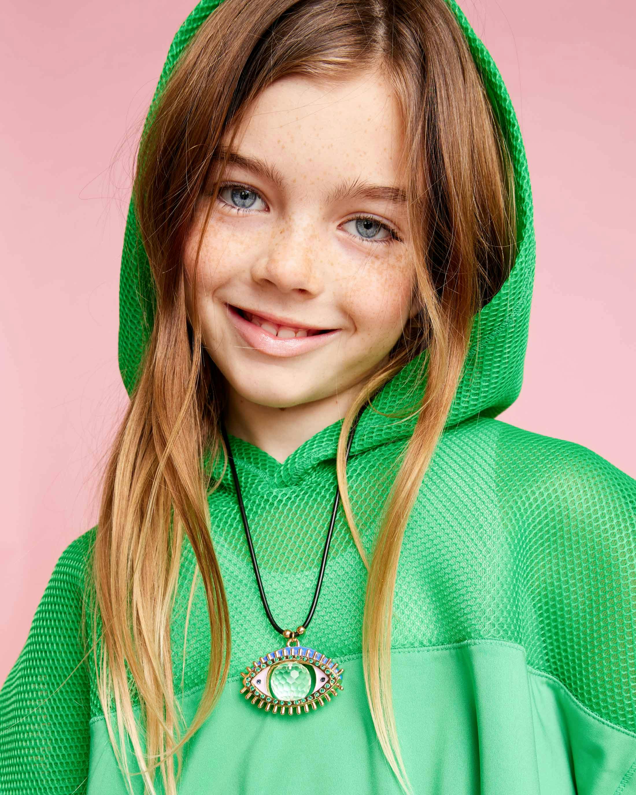 Suncatching Eye Necklace