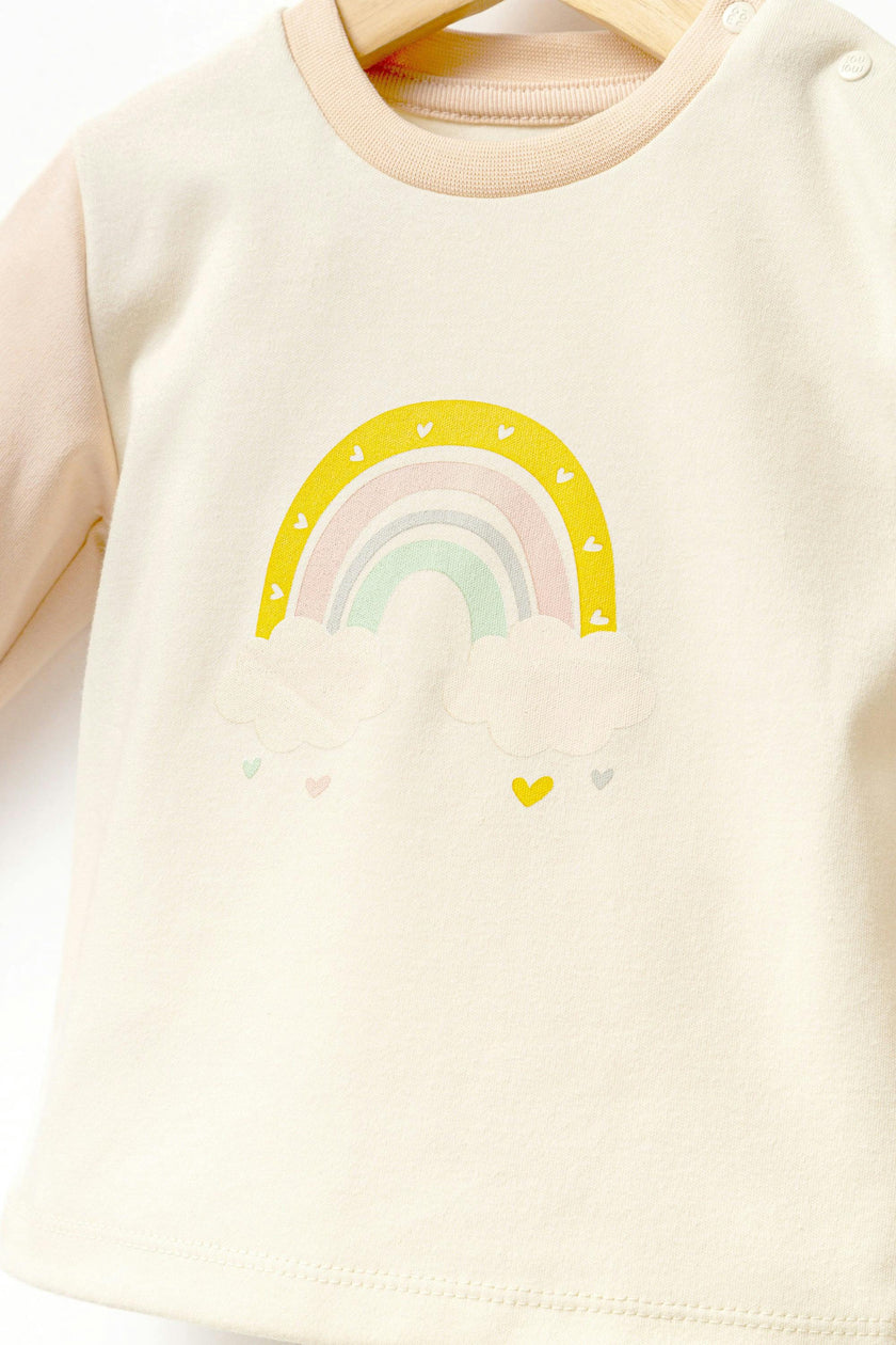 Peach Rainbow Graphic Outfit