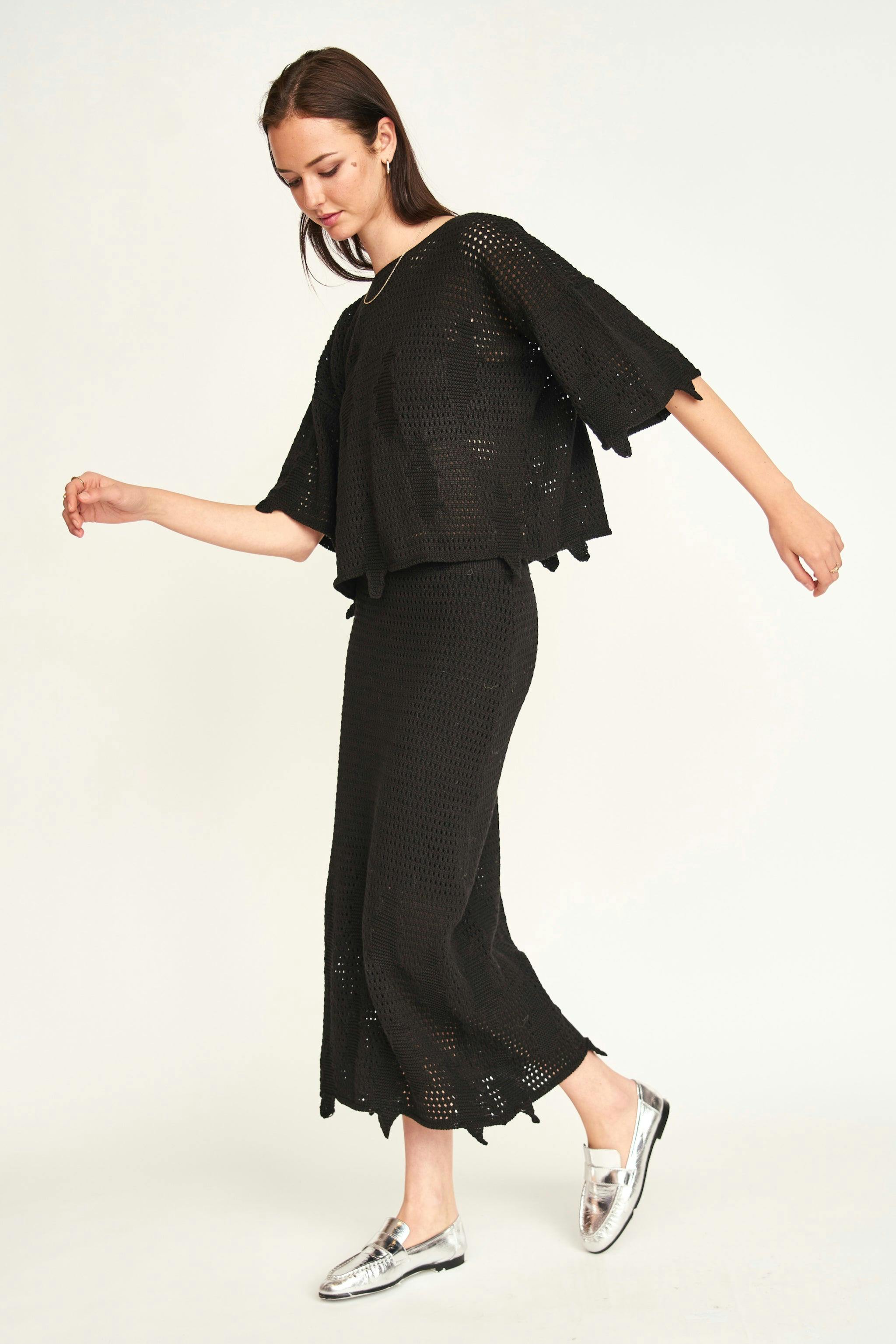 Lokaro Pointelle Top in Black
