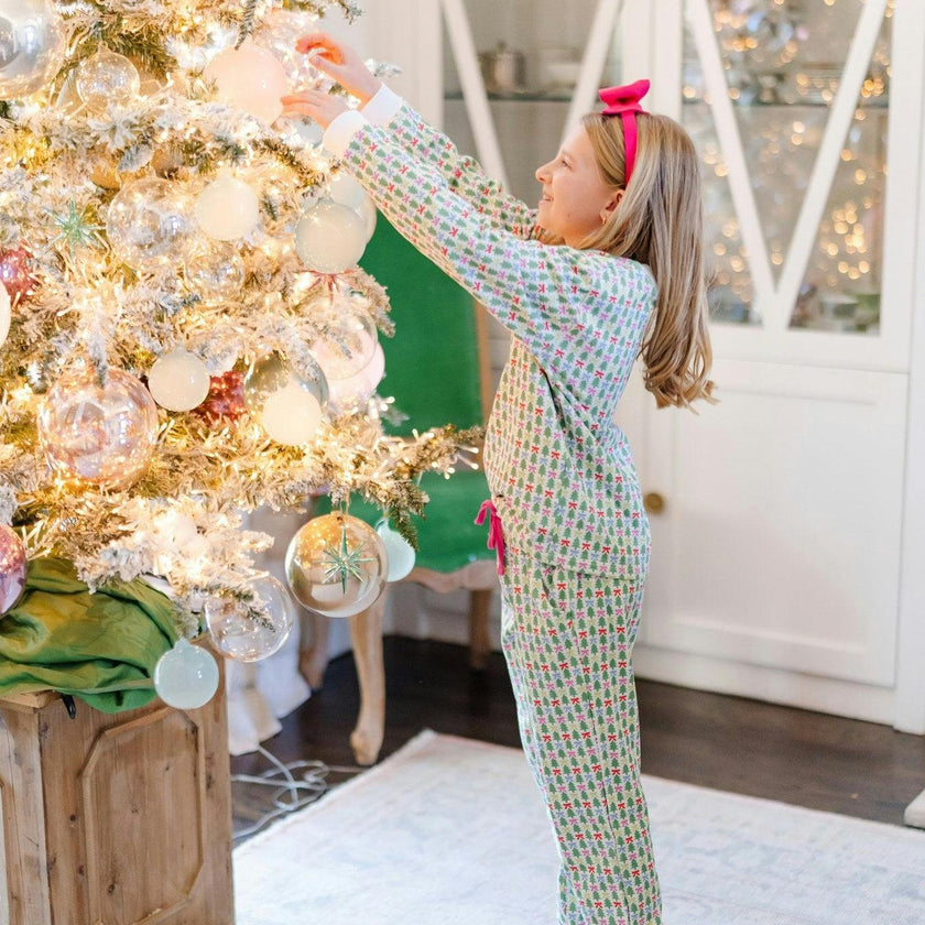 Edie Girls' Sweatshirt Pant Set - Tree Topper Bows