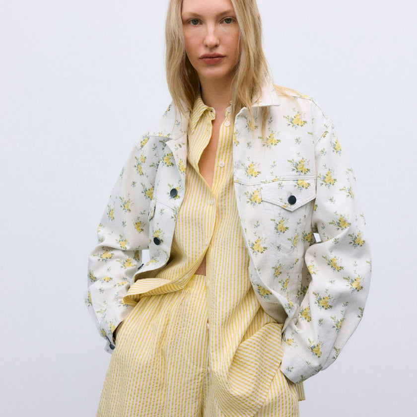 Alheli Woman Short Mimosa Yellow Stripes