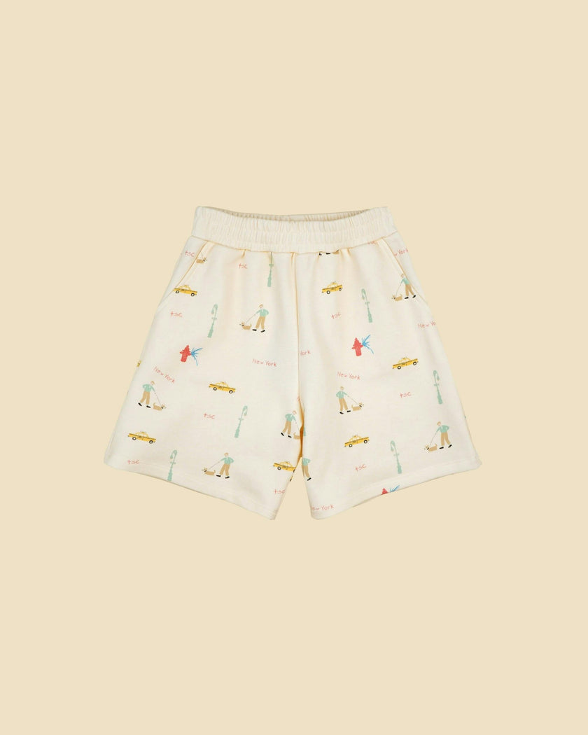 Organic Weekend Shorts in City Scenes