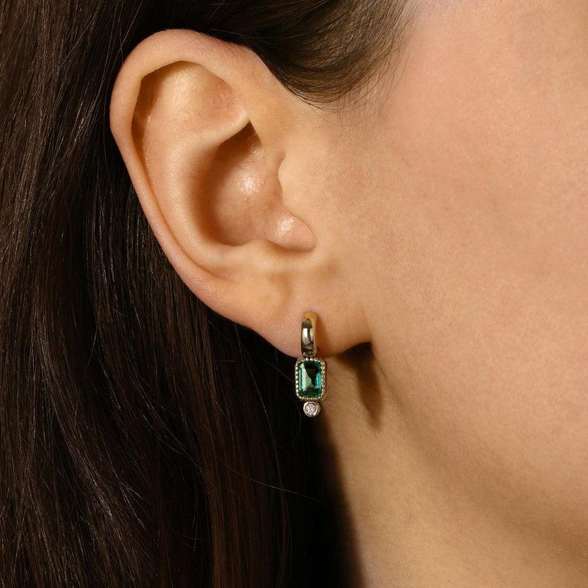 Eva Emerald Station Fixed Hoops
