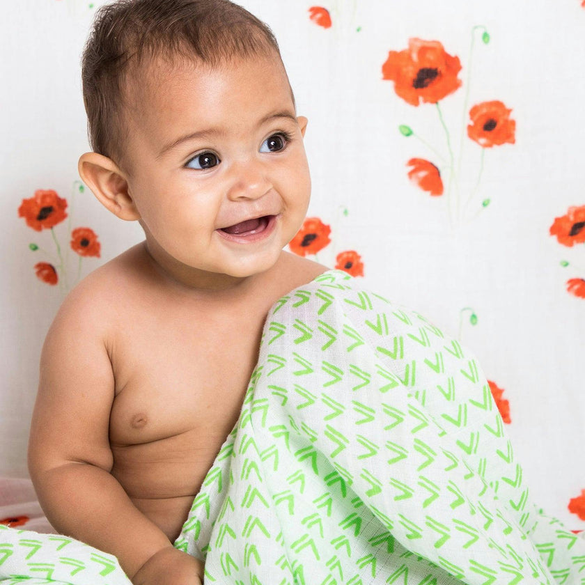 Organic Muslin Four-Layer Reversible Snug Blanket
