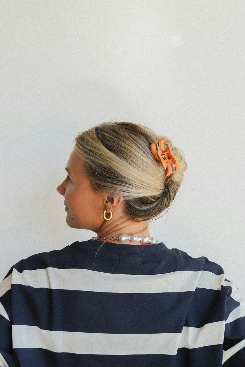 KAXI WAVY MINI HOLD EVERYTHING CLAW