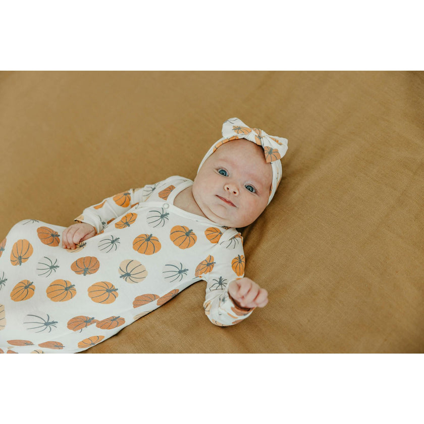 Karver Newborn Knotted Gown