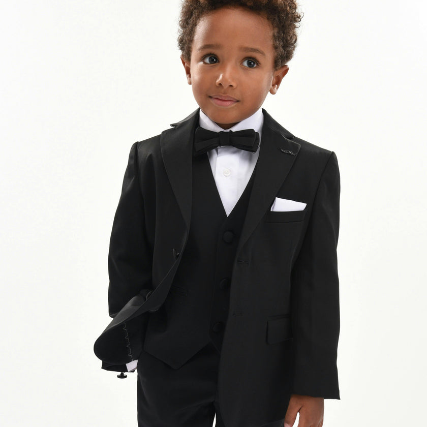 Black Peak Lapel Tuxedo