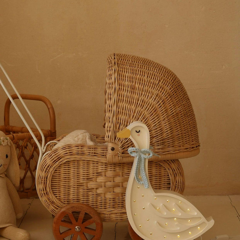 Little Lights Goose Lamp