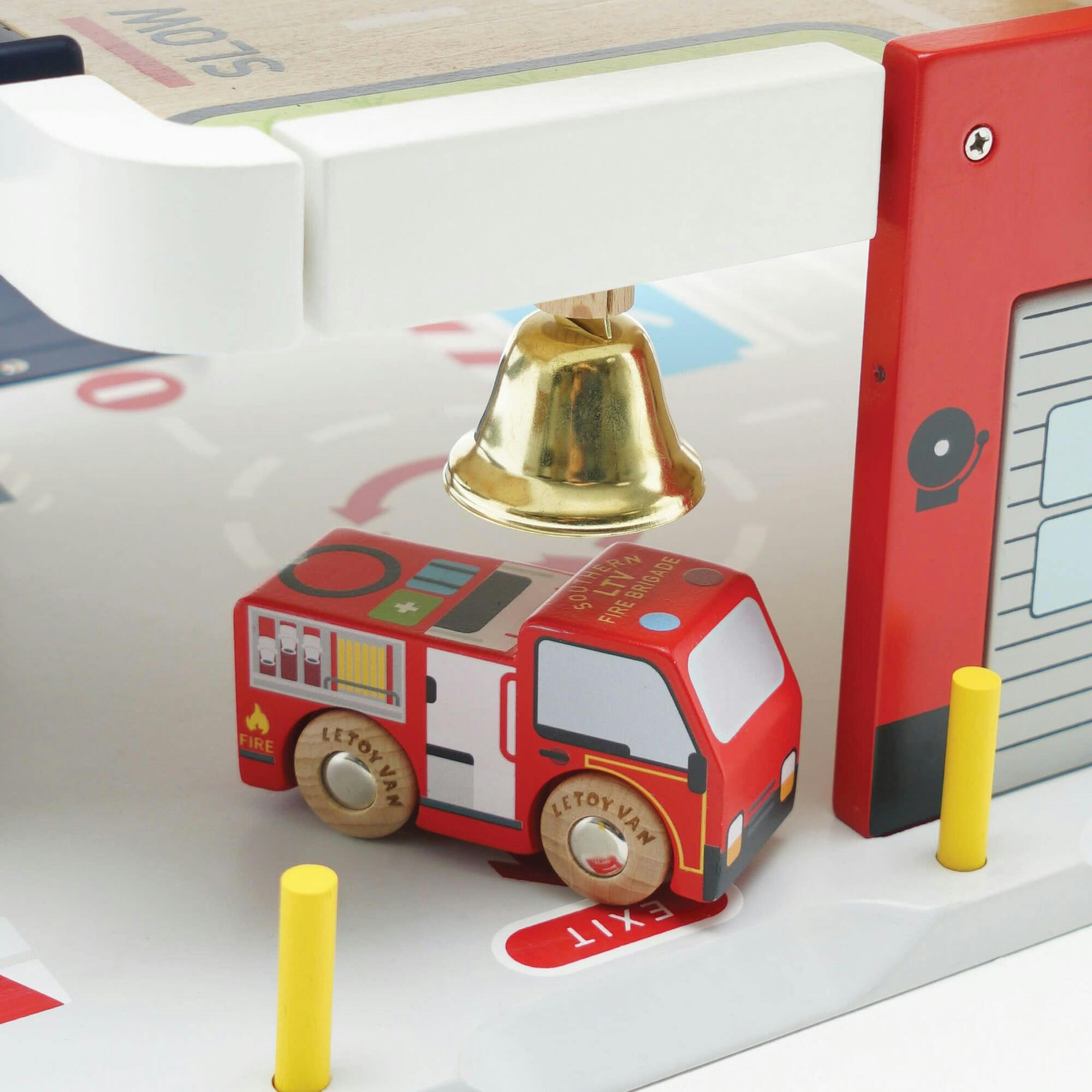 Fire & Rescue Wooden Garage