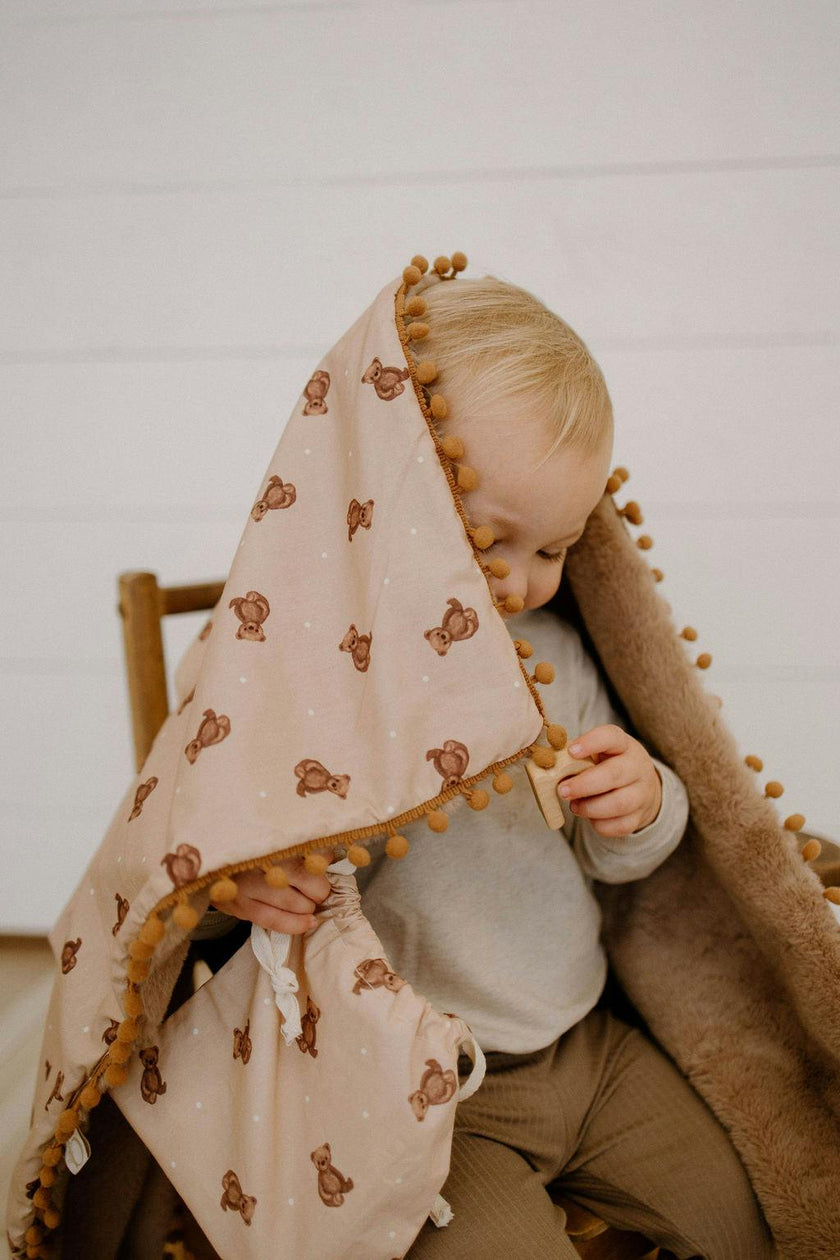 Pompom Blanket