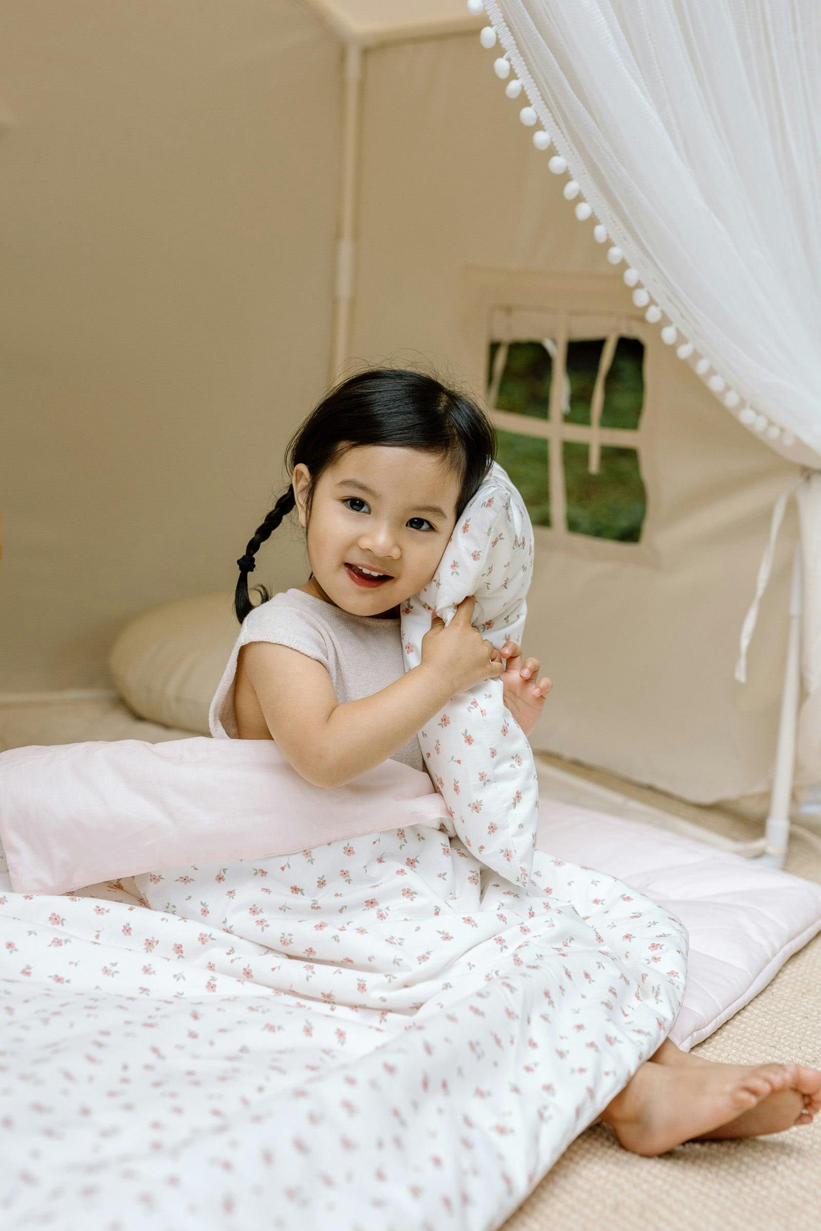 Organic Portable Bedding Set- Petal
