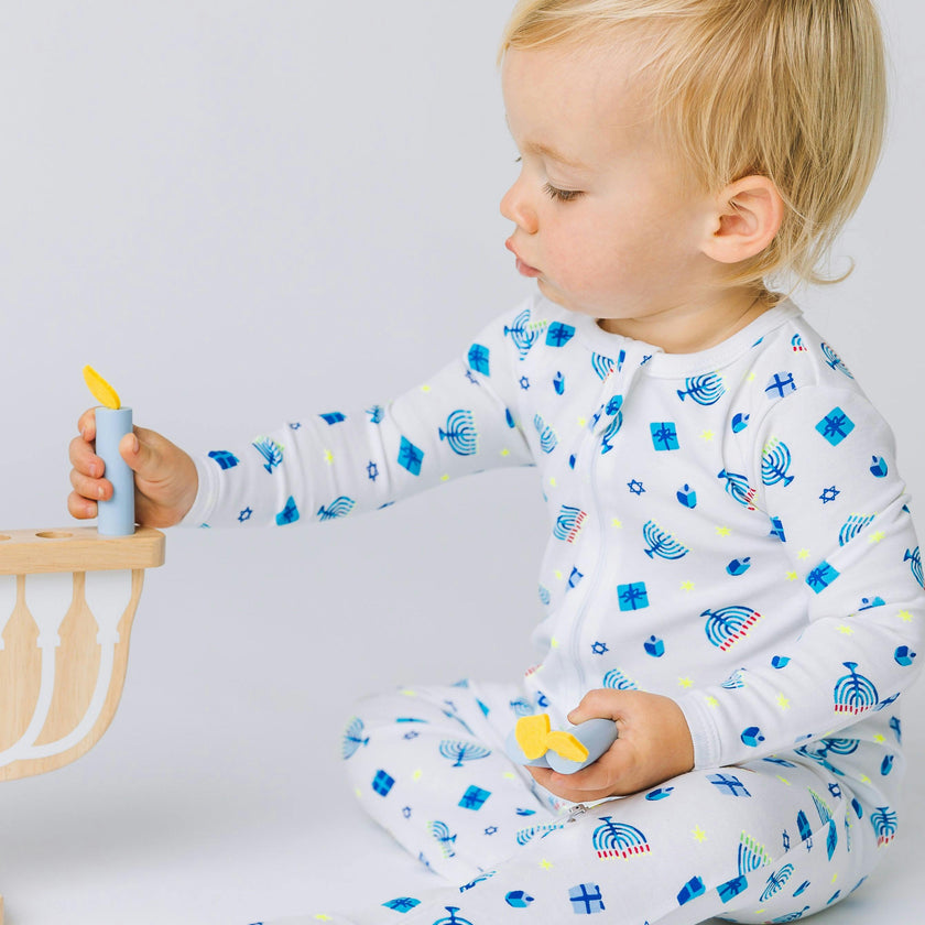 The Organic Zipper Footie [Happy Hanukkah]