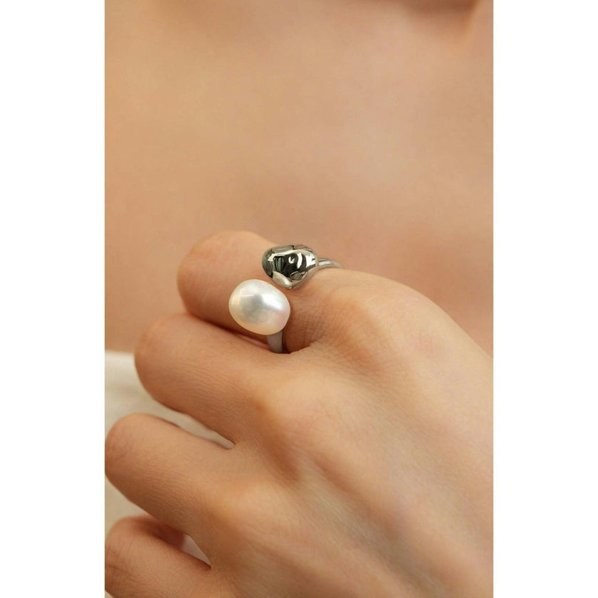 Eden Pearl Ring