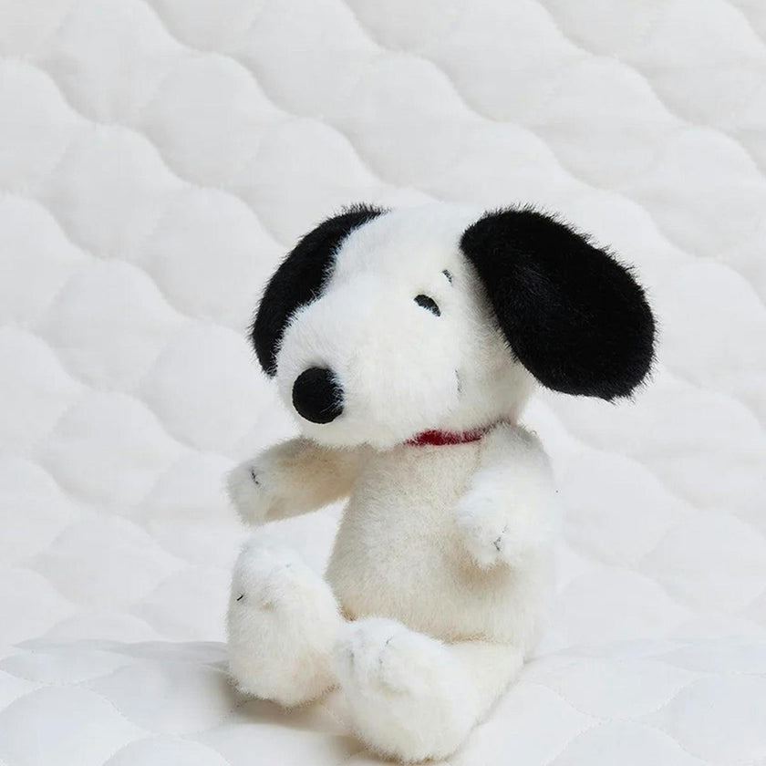 Plush PEANUTS SNOOPY ECO Fuzzy Cream 7"