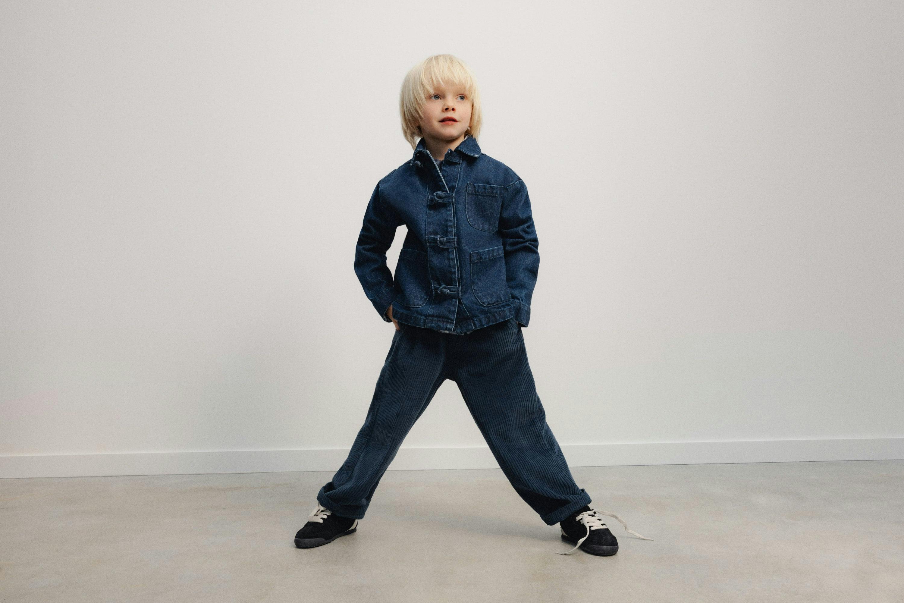 Elio Corduroy Trouser Black Iris