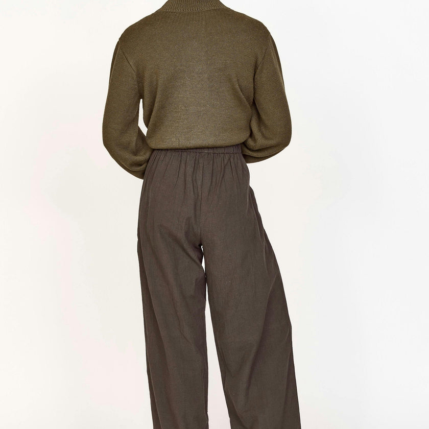Tivot Pant in Black Olive