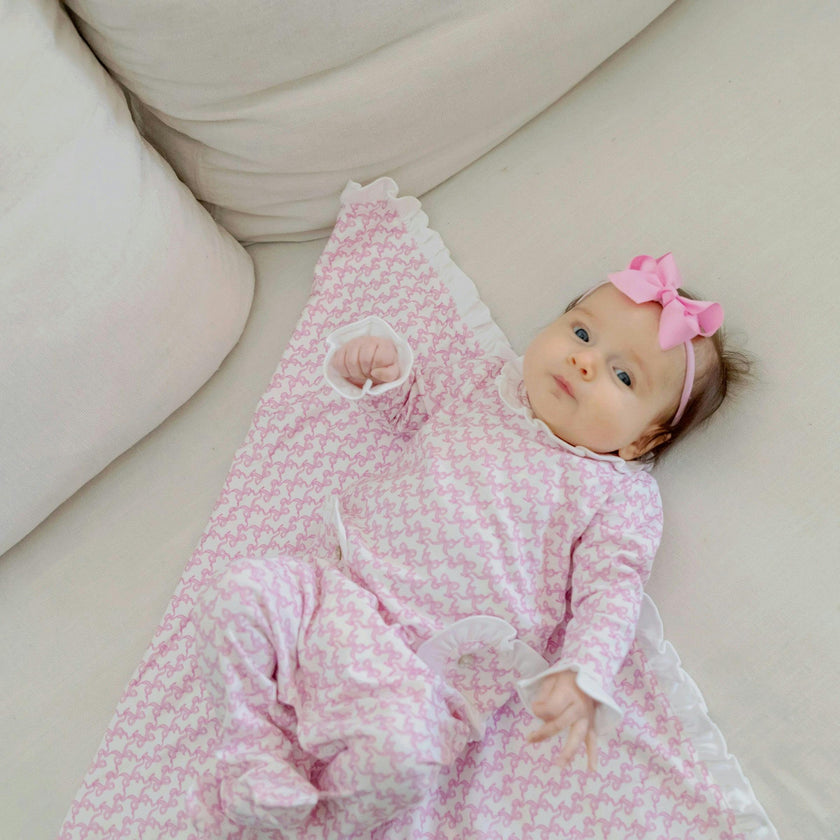 Ruffled Girls' Blanket Pretty Pink Bows