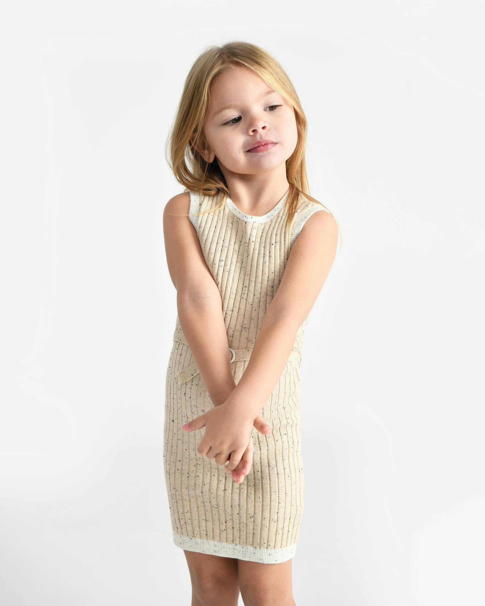 Sleeveless Dress - Hug Me