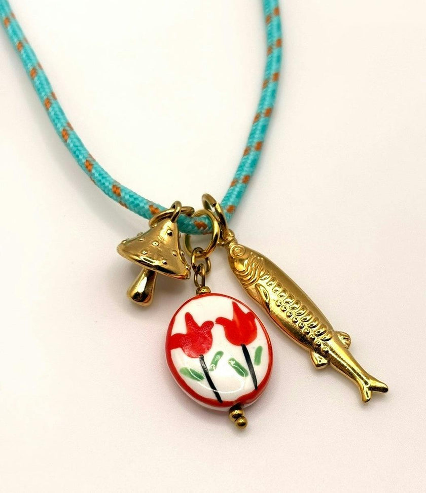 SUMMER CORD FISH CHARM NECKLACE