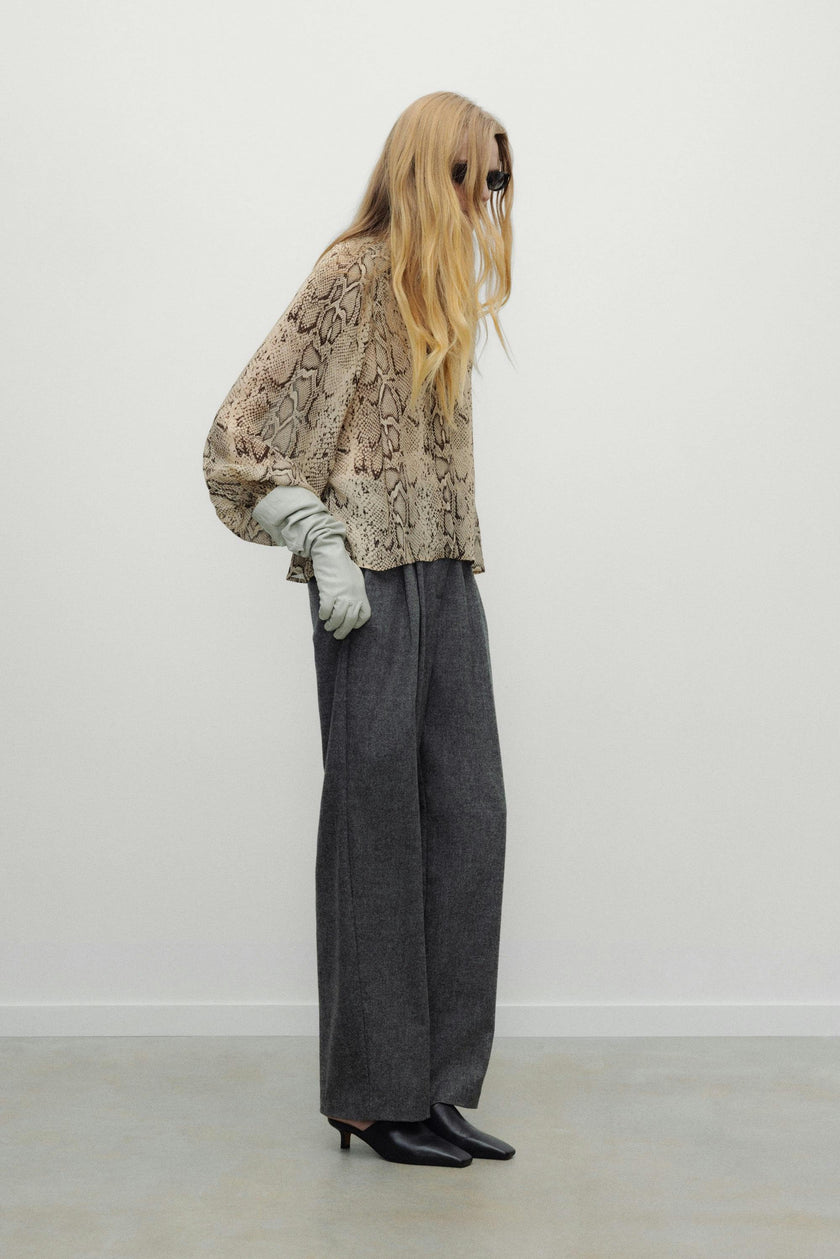 Isley Woman Blouse
