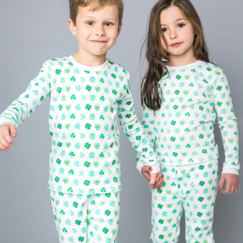 The Organic Long Sleeve Pajama Set [Shamrocks]