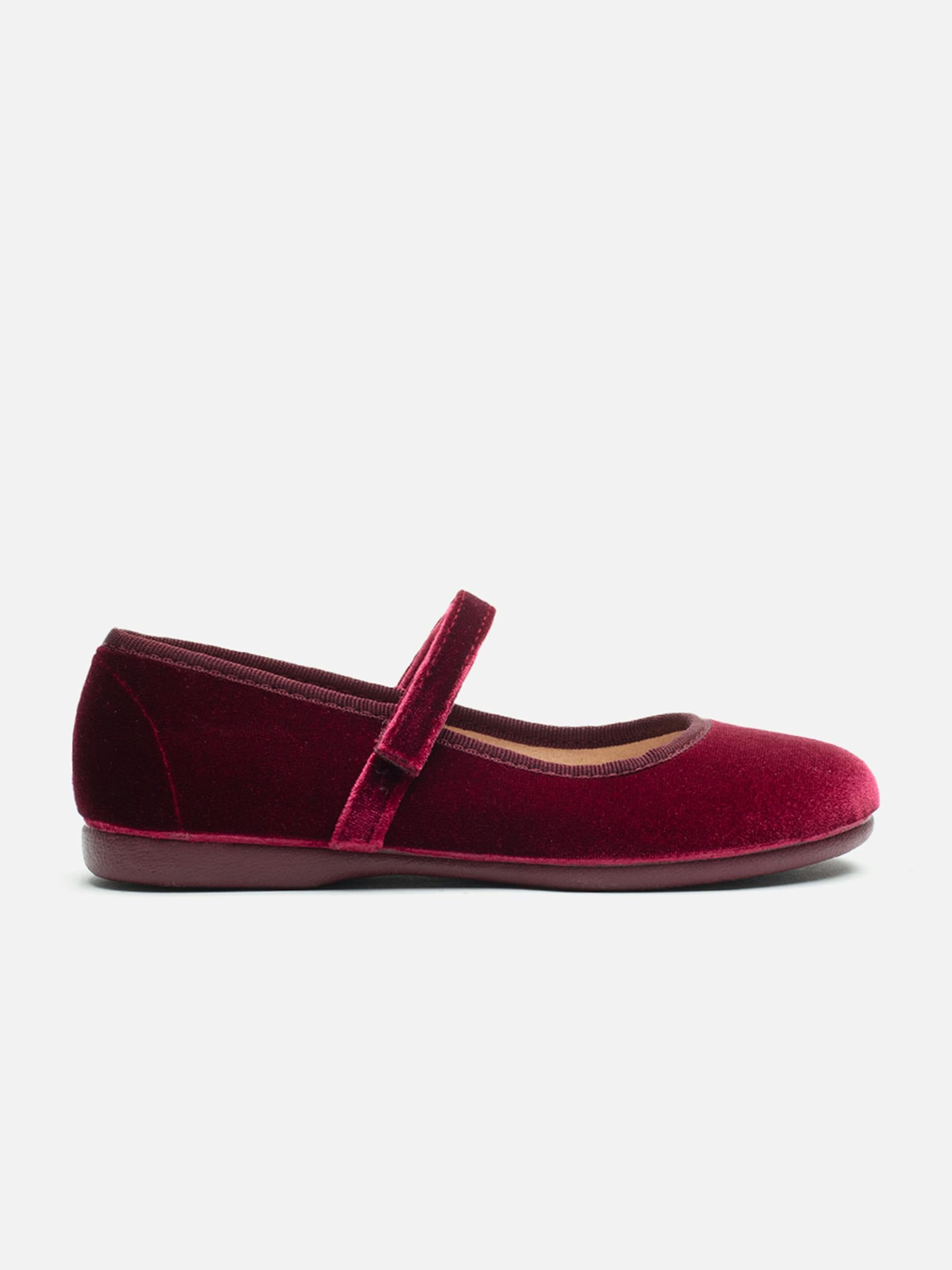 Cassie Burgundy