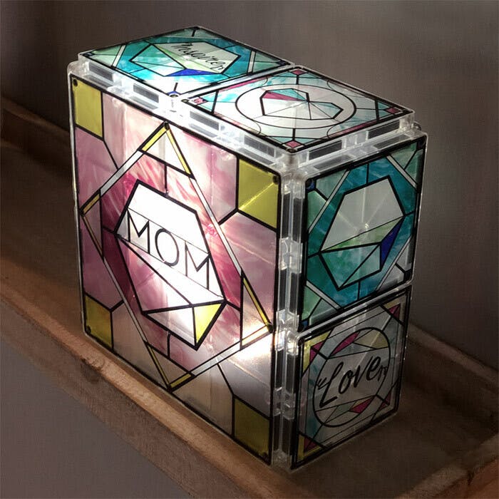 Magna-Tiles® Love For Mom Luminary