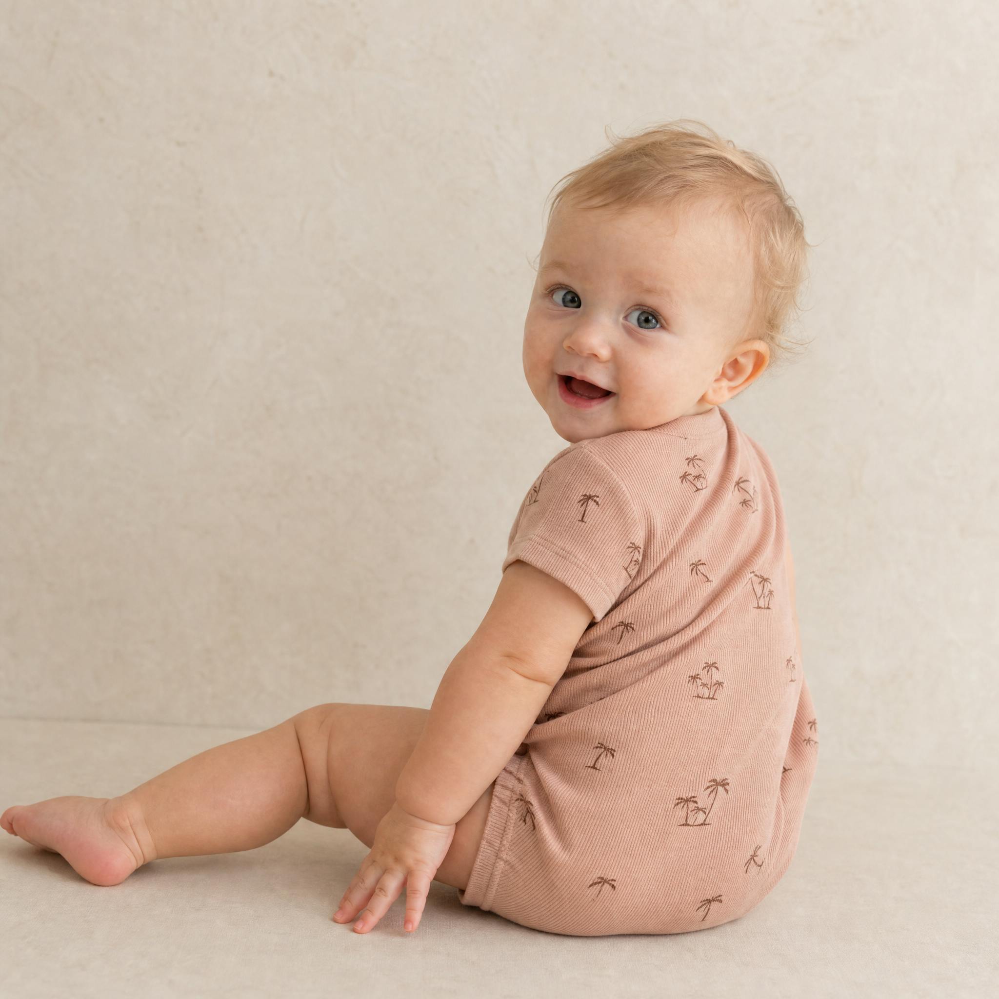 Organic Short Sleeve Bubble Romper - Island Palm