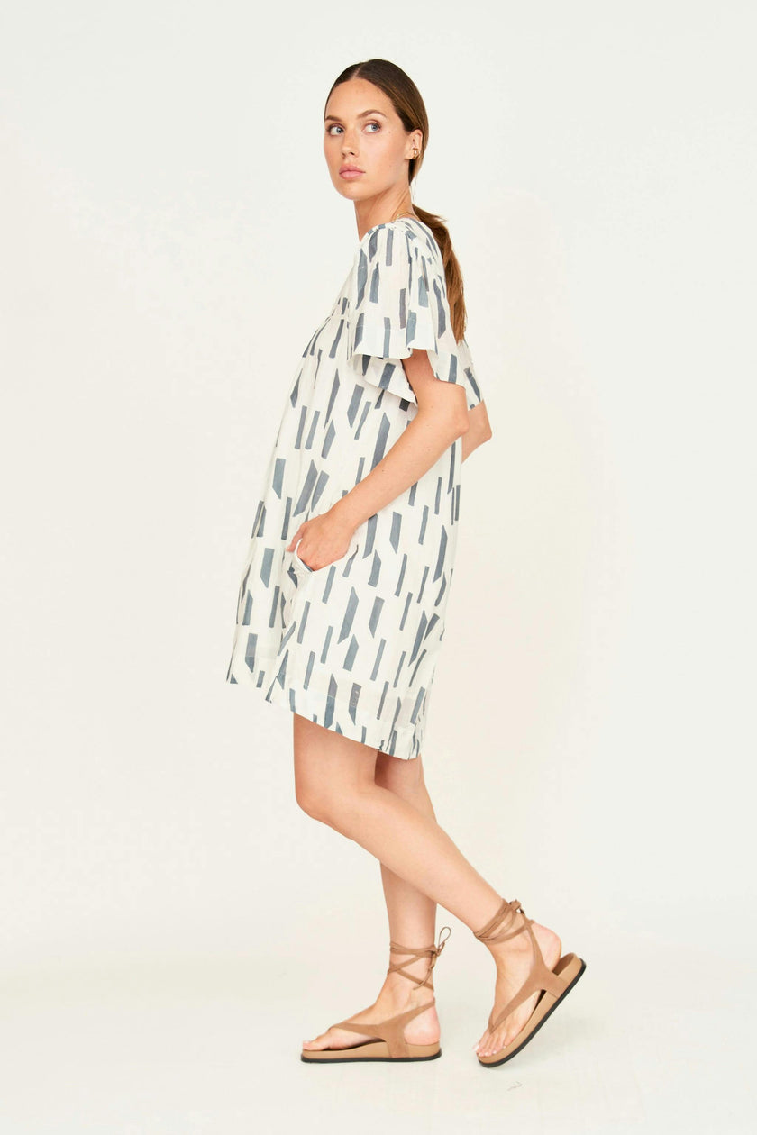 Belem Dress in White Rainfall