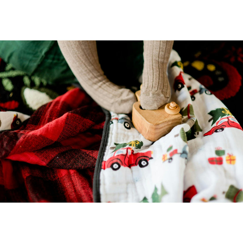 Original Cotton Muslin Quilt - Holiday Haul