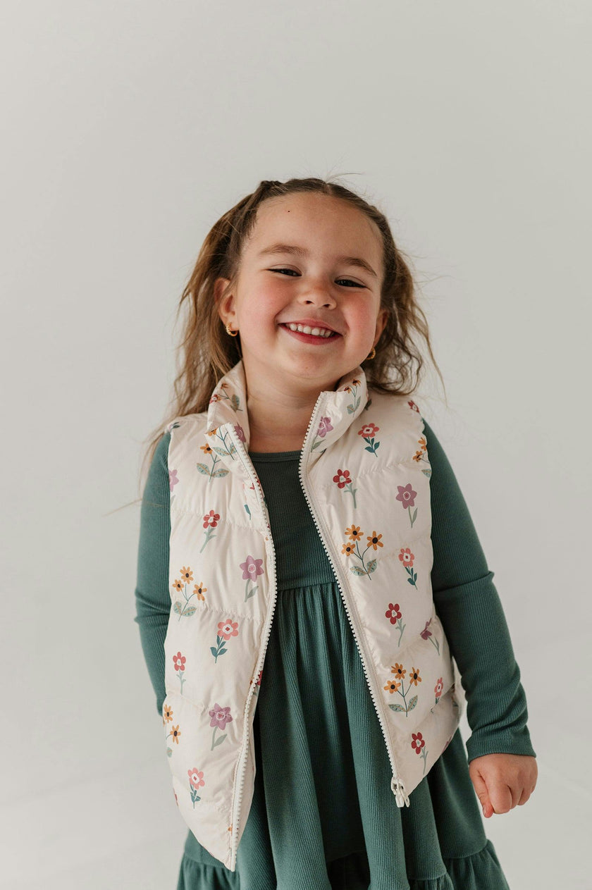 Girls Puffer Vest in Meadow Bloom