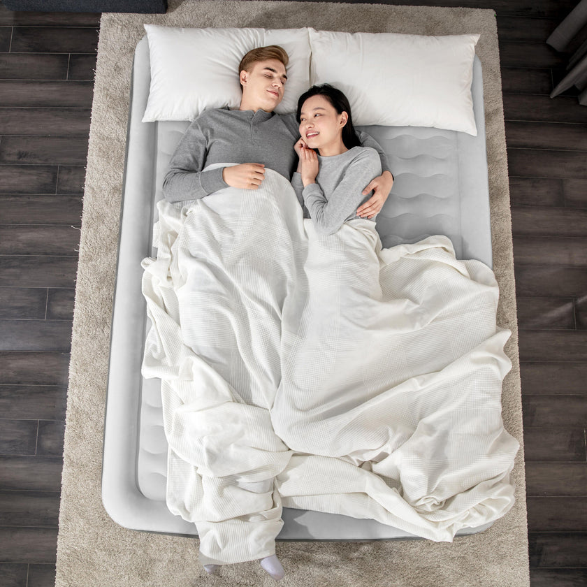 AlwayzAire: 18" Airbed - Queen - Built-In Comfort Pump