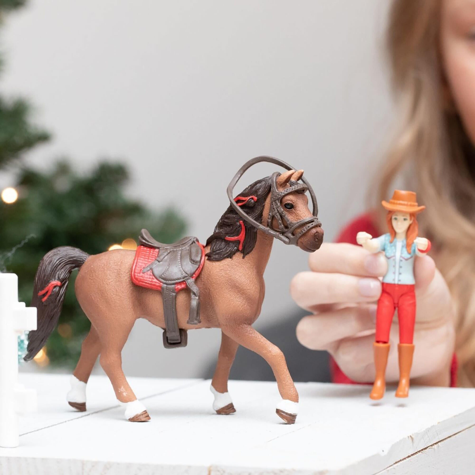 Schleich Club: Hannah & Cayenne - & Rider Figurine Playset