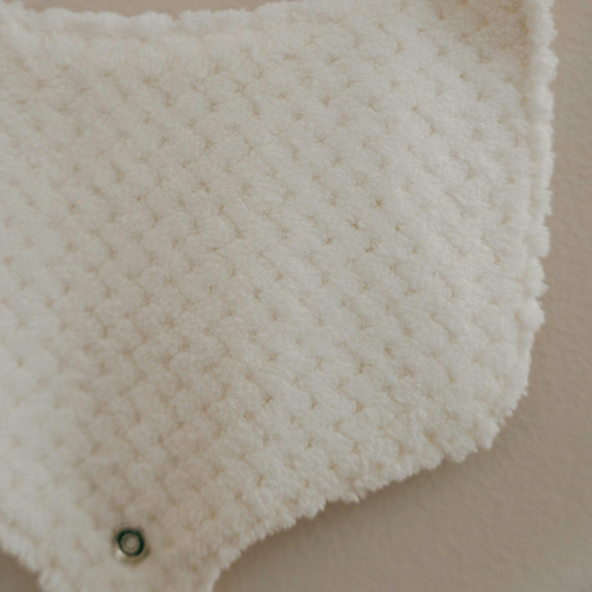 Soothe & Snap Pacifier Bib-Petite Meadow Dots