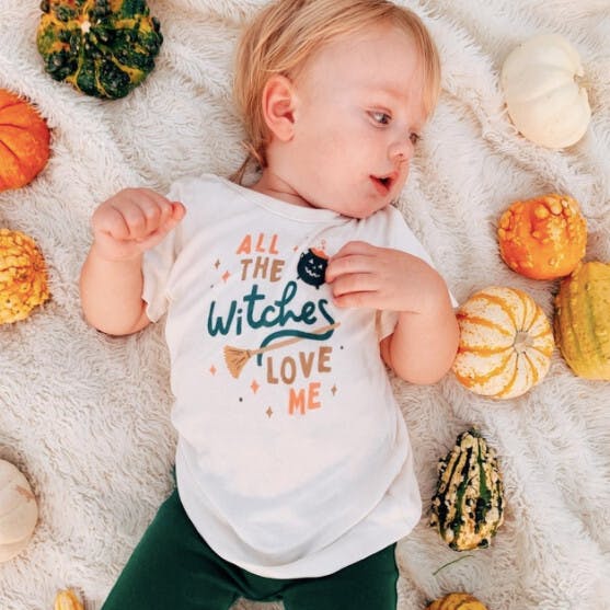 graphic tee | witches love me