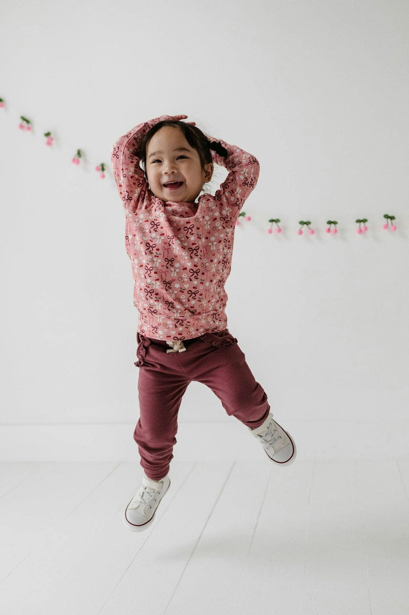 Girls Raglan Sweatshirt in Cherry Hearts