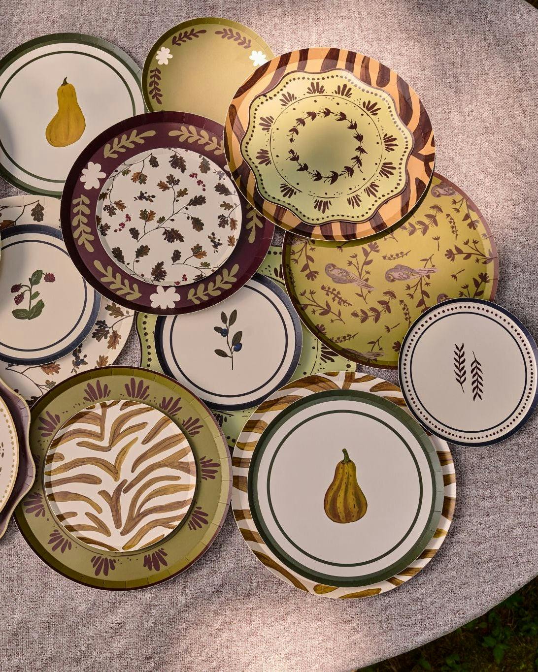 Hickory Hors d'Oeuvres Plate Set - Hollow