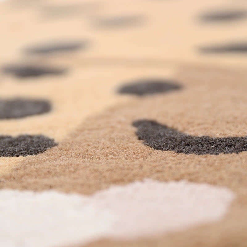 Hand-Tufted Velvet Rug