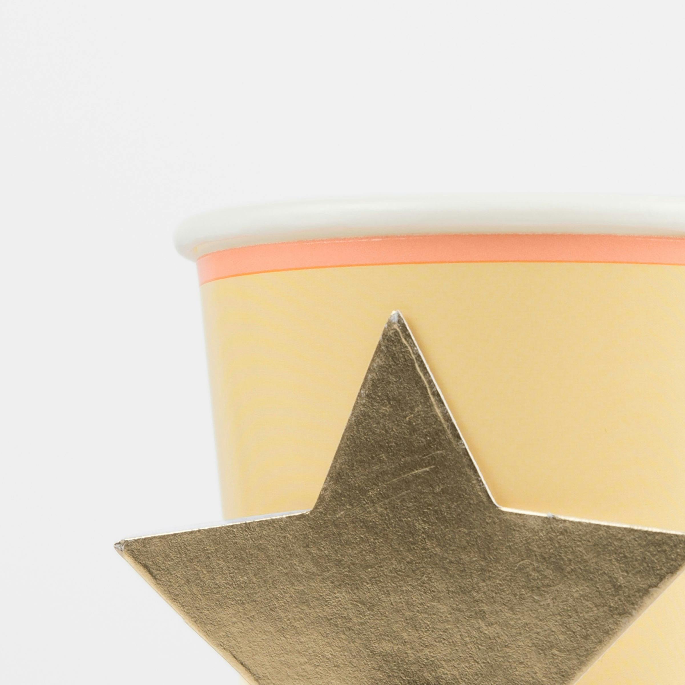 Happy Icons Cups