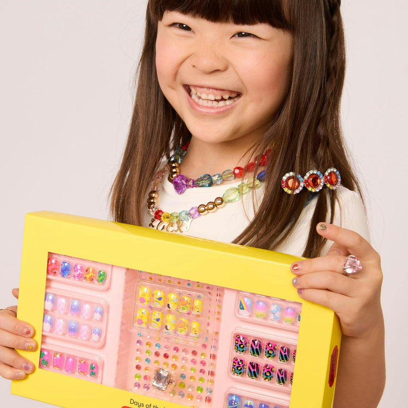 Days of the Week Press On Nails Kit