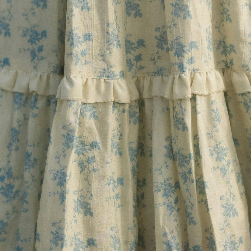 Roselyn Dress in Ivory Porcelain Fleur