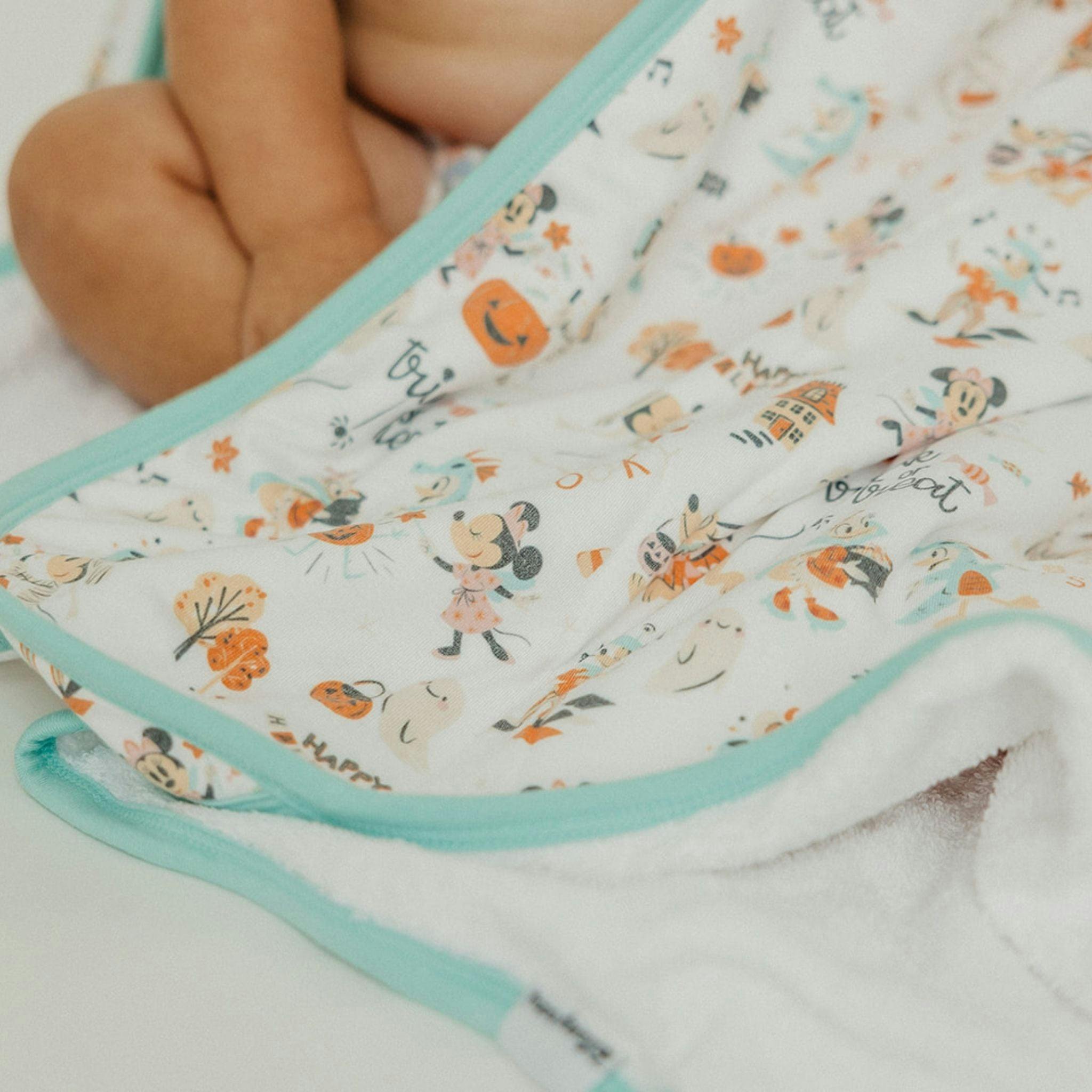 Premium Baby Knit Hooded Towel - Mickey Mouse's Boo Bash