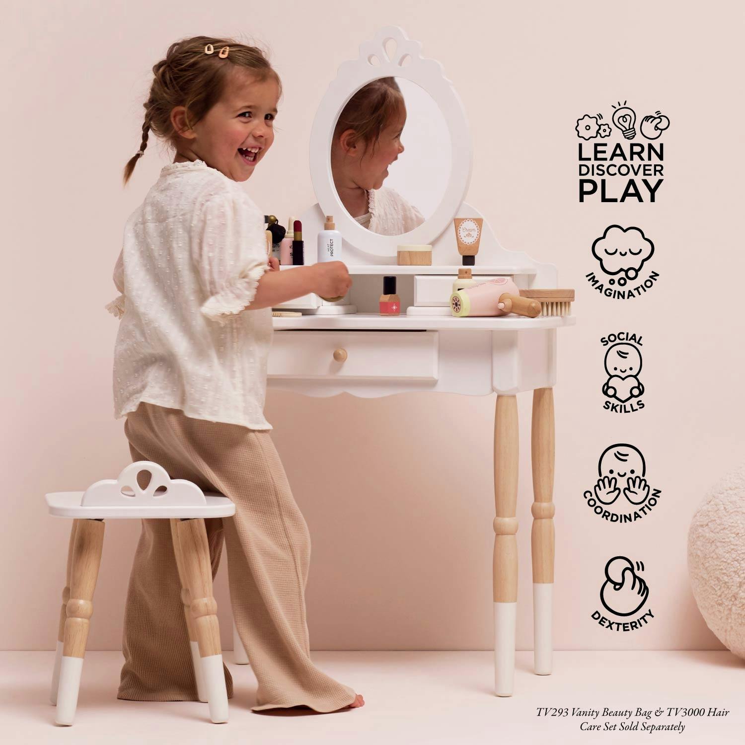 Vanity Table & Stall
