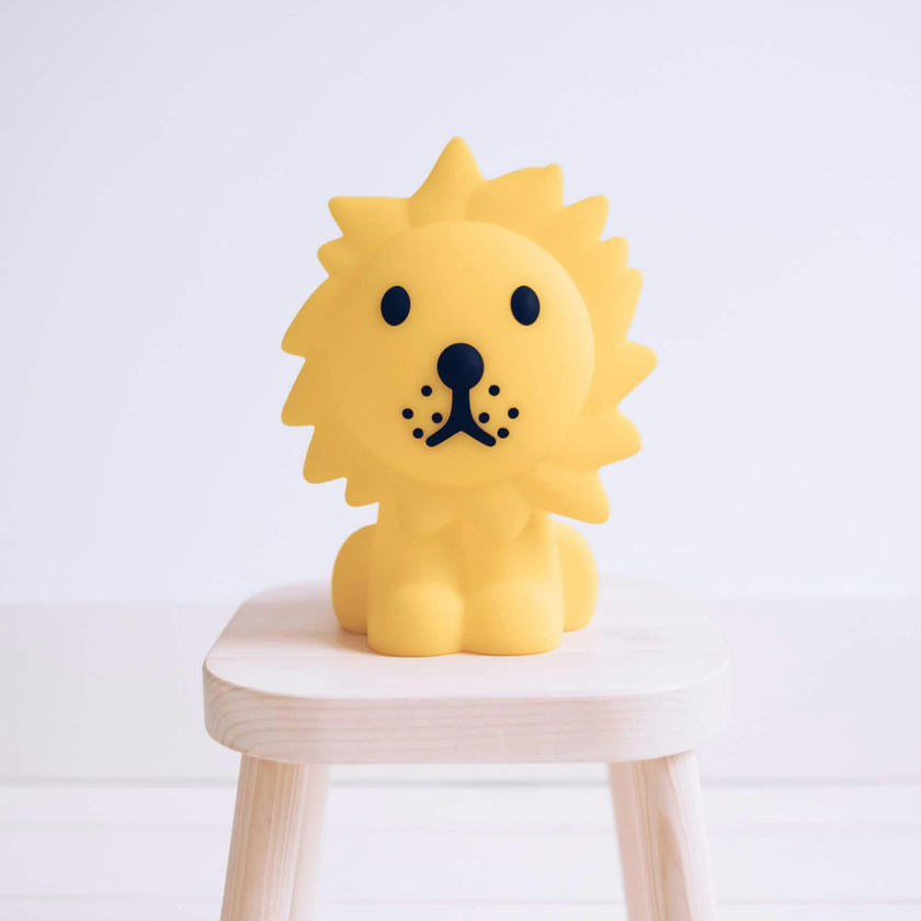 Mr Maria Lion Lights