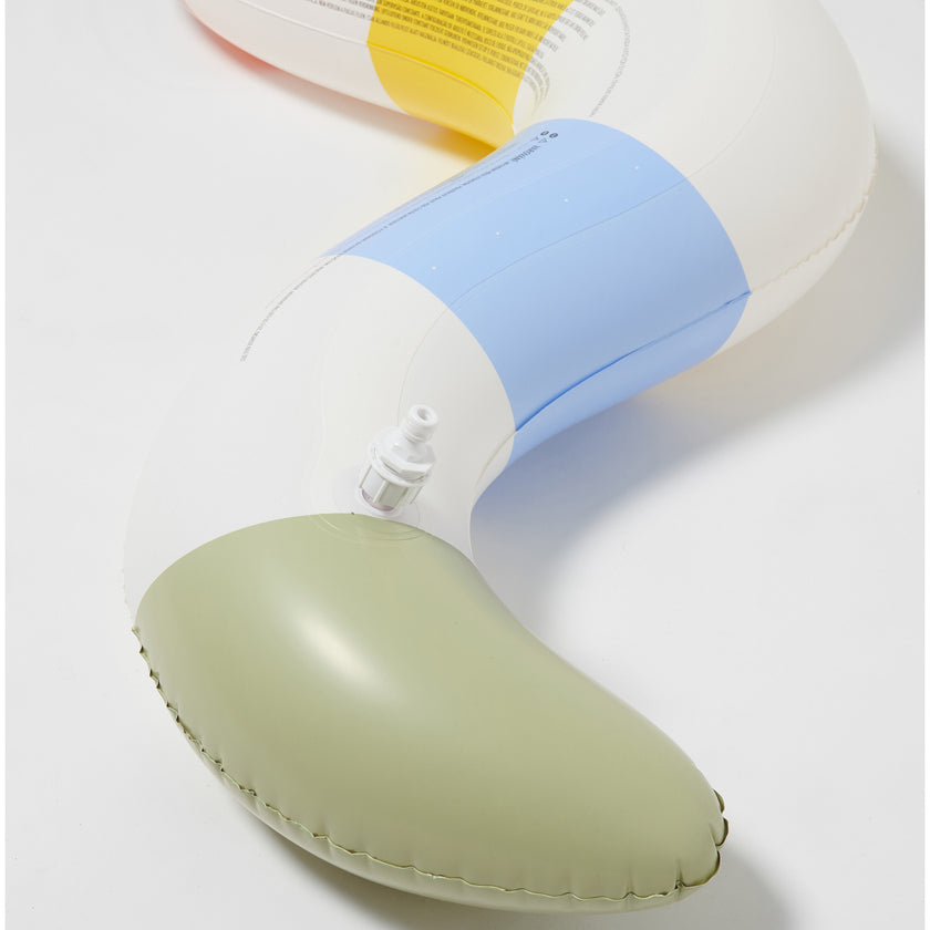 Inflatable Sprinkler: Into The Wild Snake