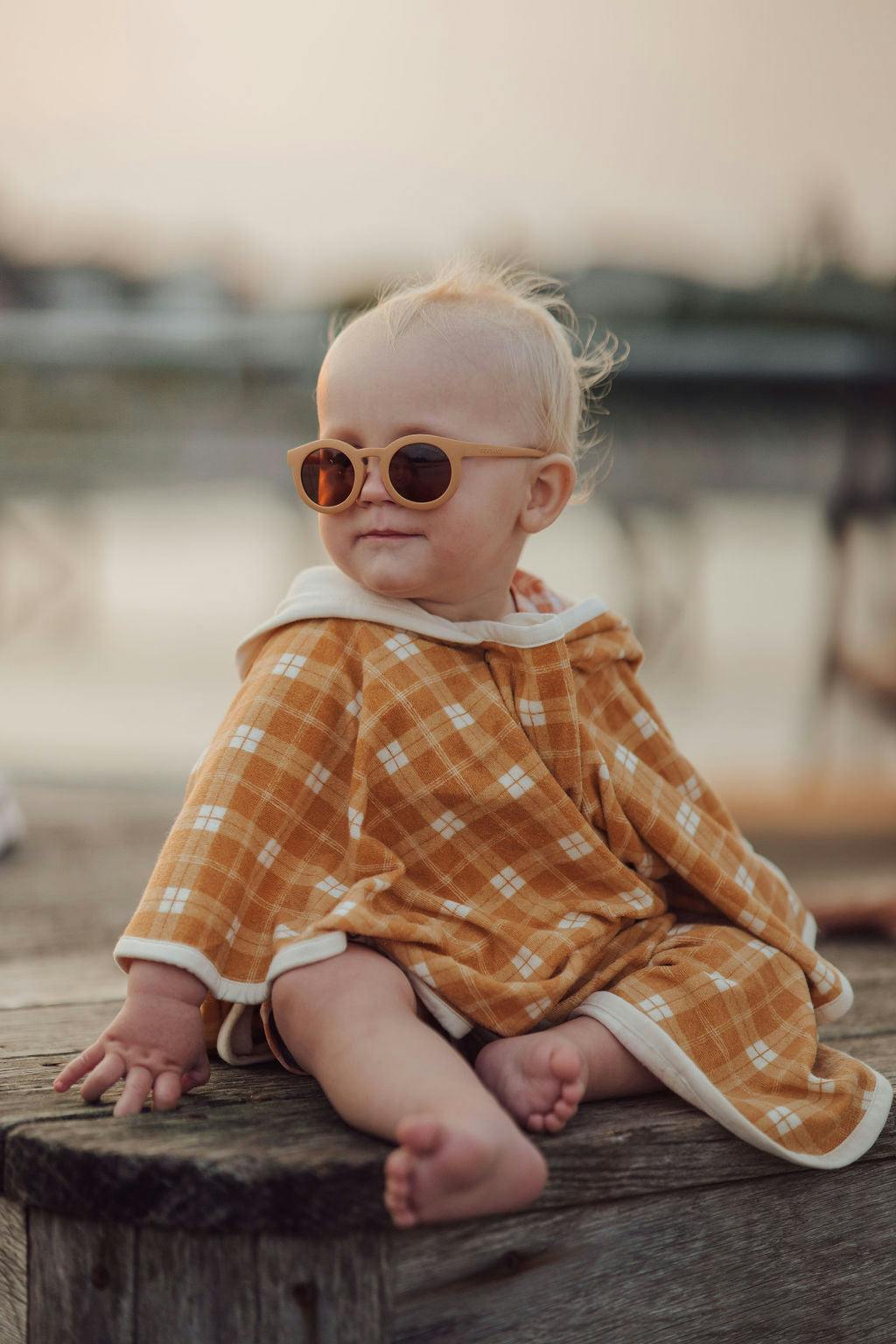 Classic | Sustainable Sunglasses | Plant-Based Bendable Polarized - Baby | 0-2 Y | Buckwheat