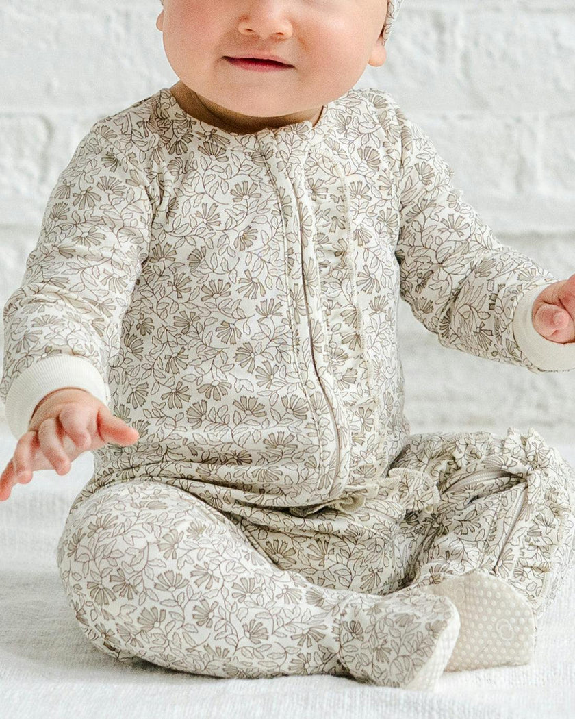 Neve Ruffle Zipper Footie