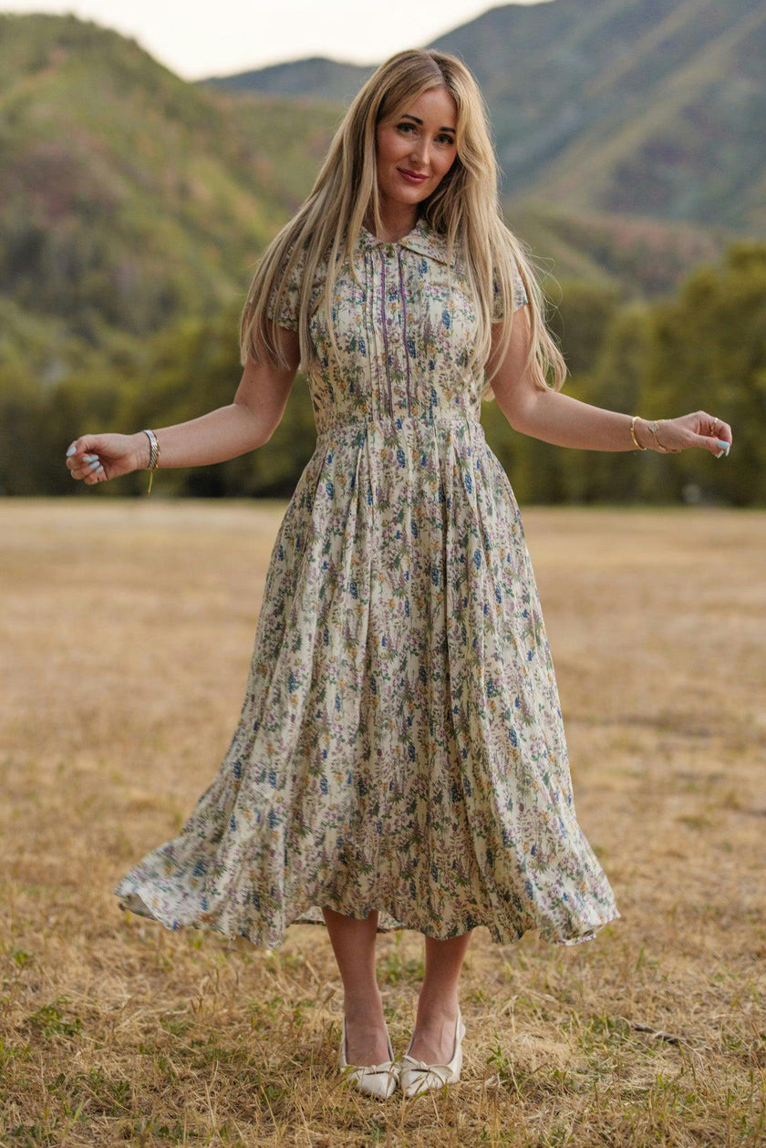 Amber Dress in Autumn Bouquet