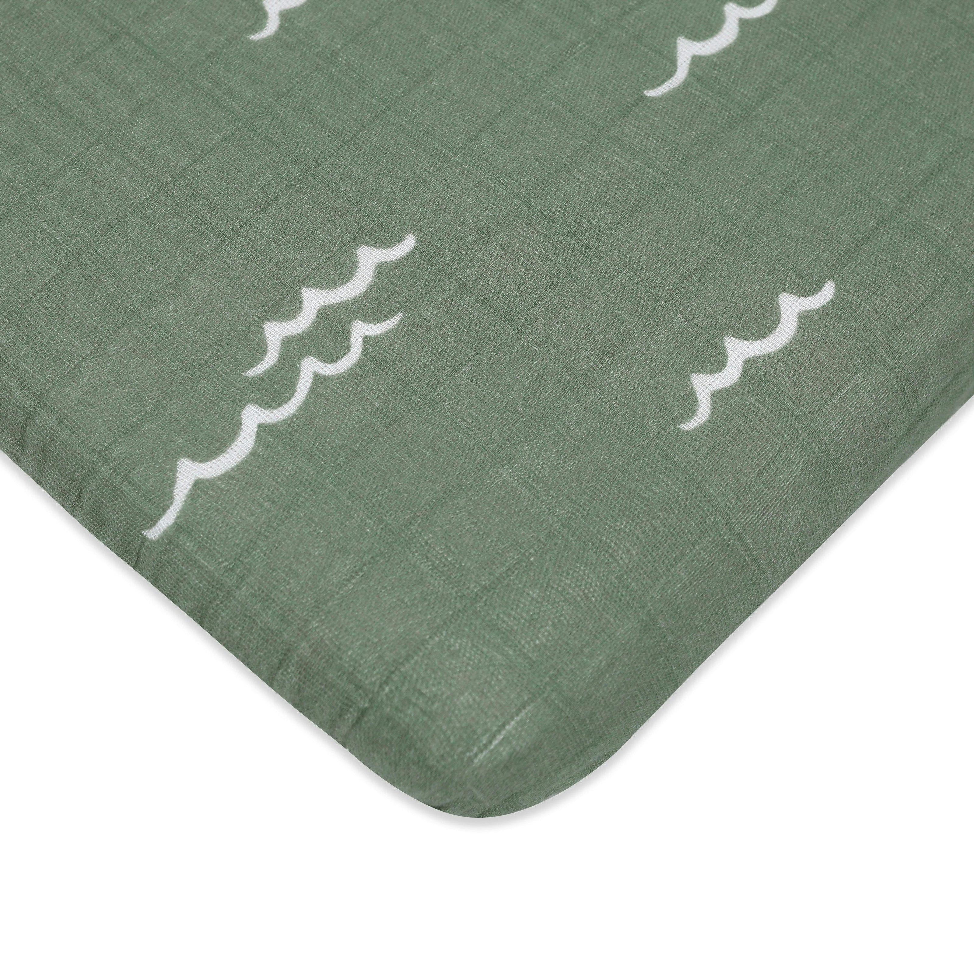 Babyletto All-Stages Bassinet Sheet in GOTS Certified Organic Muslin Cotton
