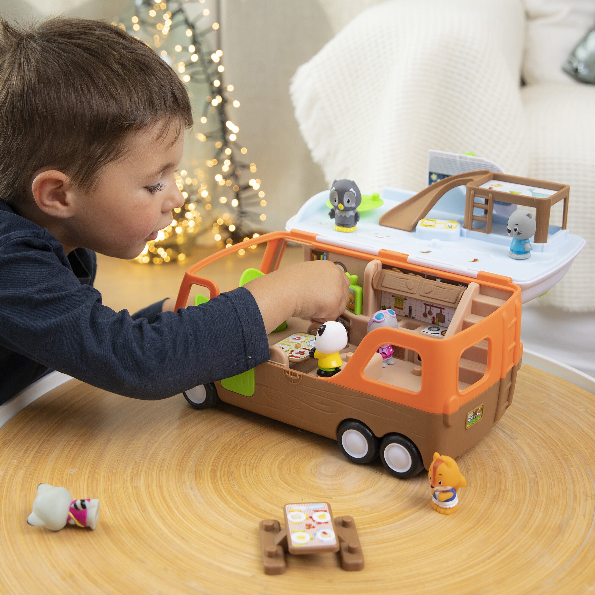 Timber Tots: Camper Van